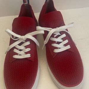 Tommy Hilfiger red sneakers.